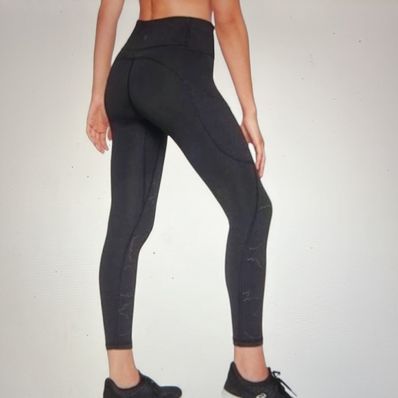Athleta All In Reaction 7/8 Tight, Black #353547, XSP - Picture 2 of 10